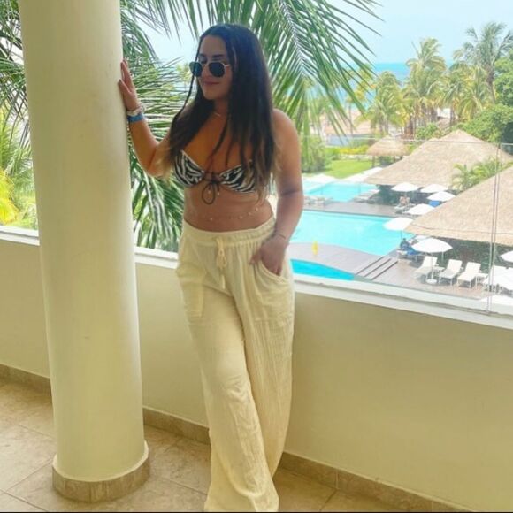 Yellow beach pants - Picture 1 of 5